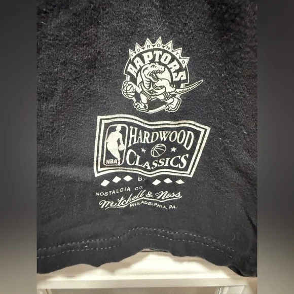 Mitchell & Ness Black Toronto Raptors Tee - Picture 4 of 5